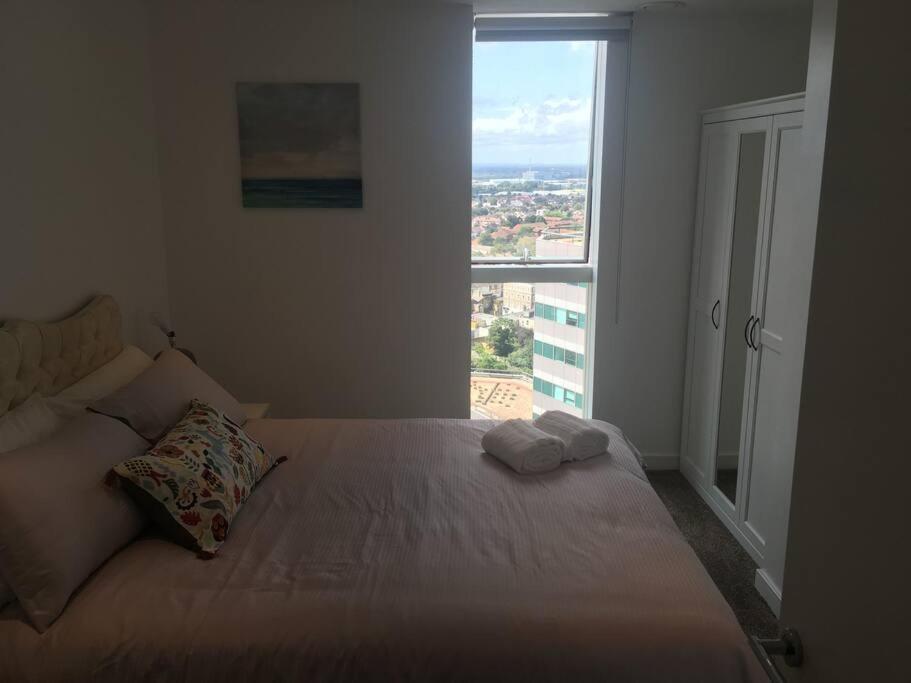 Grand Serviced Apartment***** Croydon Esterno foto